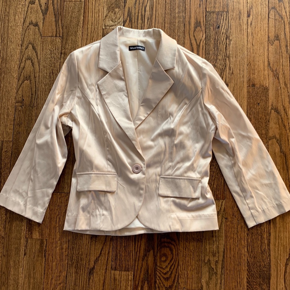 Shiny Cream Blazer, size medium